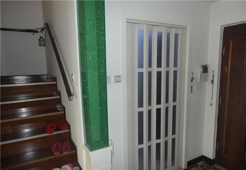 衛(wèi)生間折疊門